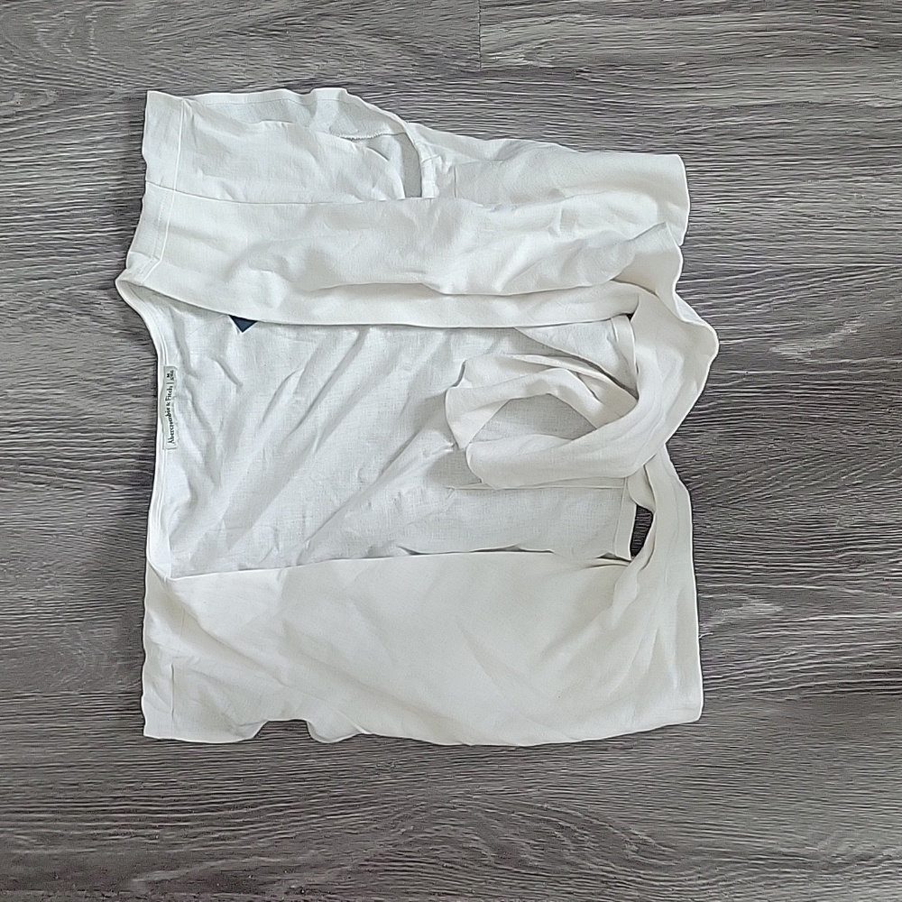 Abercrombie and Fitch White Tie Crop Top